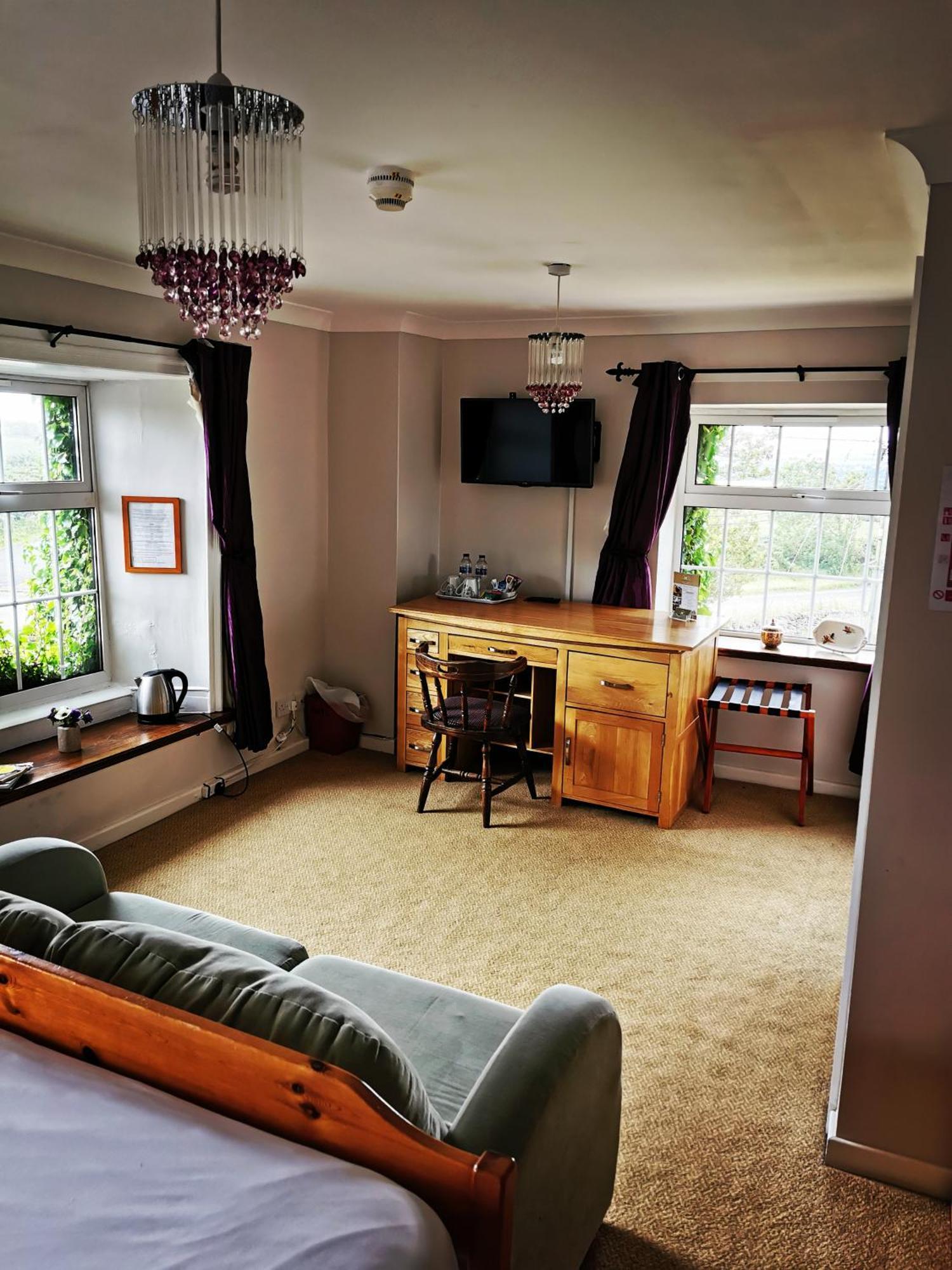 The Manor House Inn Consett Room photo